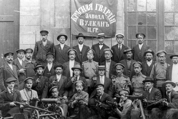Guardia Roja en Petrogrado en la Revolución Rusa de octubre de 1917 (Terceros)