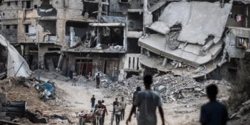 ¿Esta ISRAEL cometiendo un GENOCIDIO en GAZA?