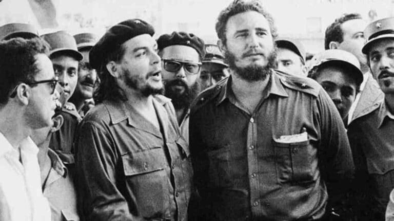 Fidel Castro y Che Guevara revolución cubana
