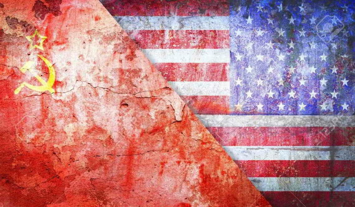 Portada Guerra Fría URSS vs Estados Unidos