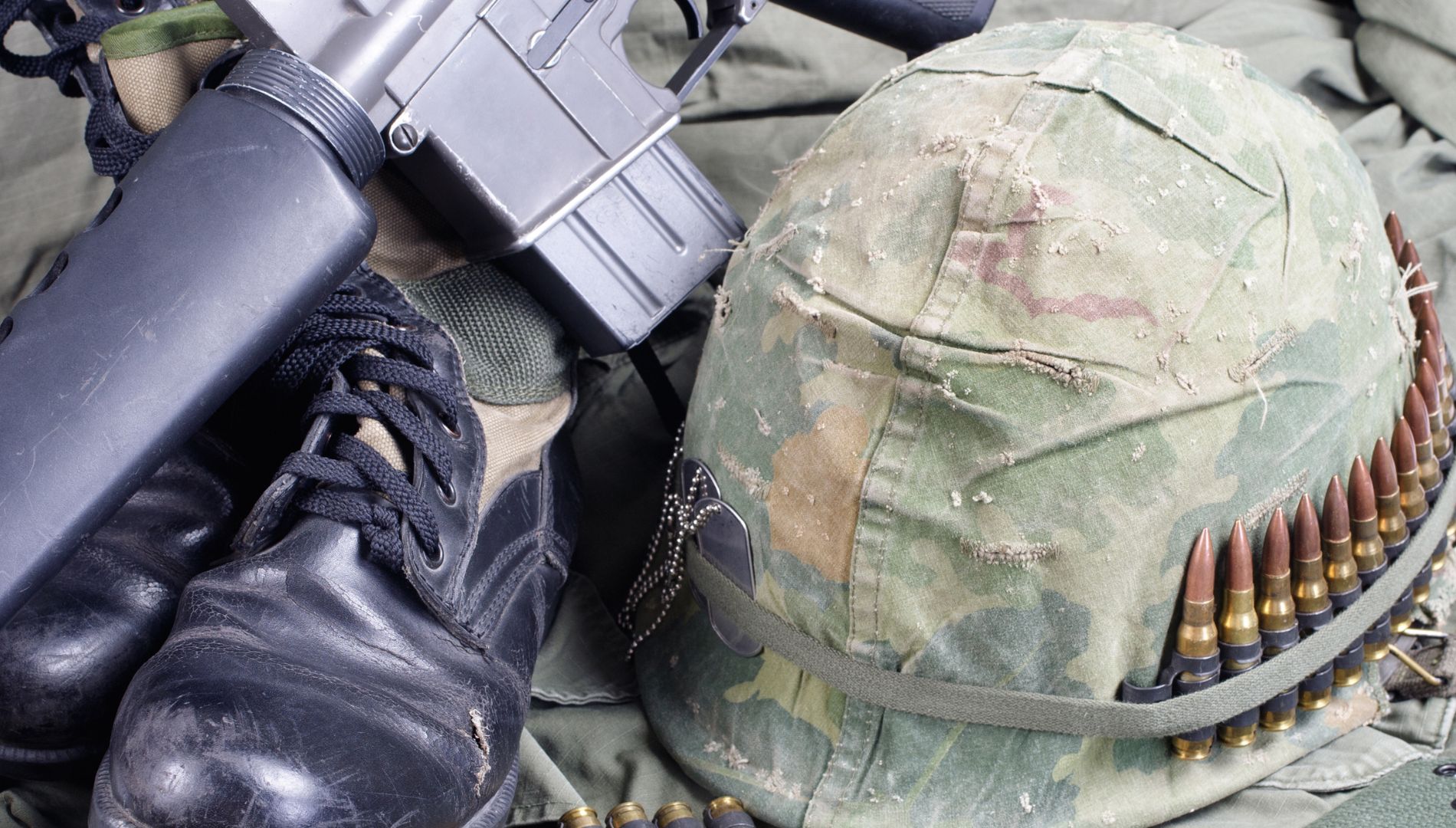 Armas rudimentarias usadas como trampas en la guerra de Vietnam